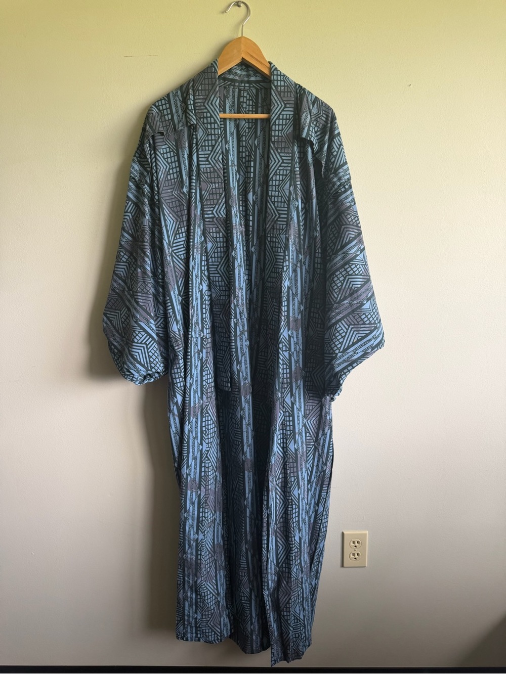 Light Blue & Navy Geometric Long Kimono Robe